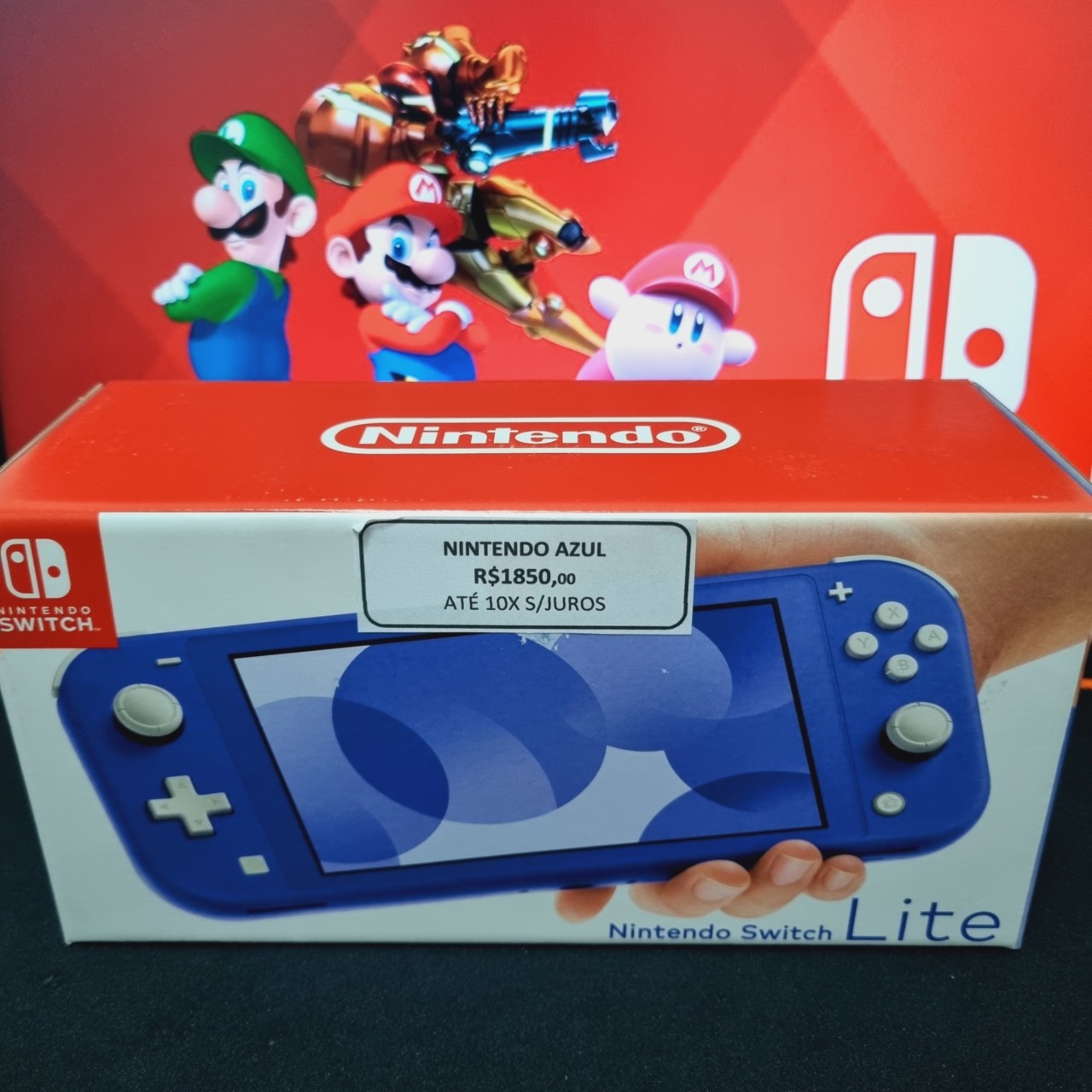 🎮 A Nintendo Switch Lite, o novo elemento da família Nintendo Switch, é  compacta e leve e tem controlos incorporados. …